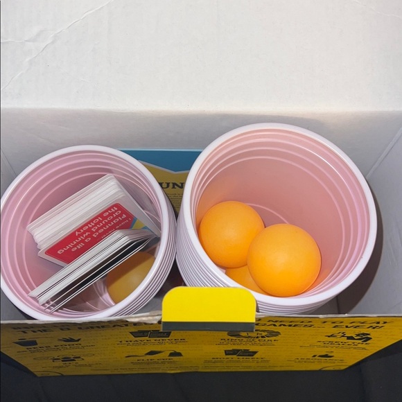 Trunk of Drunk Party Game Set - Yellow - Picture 3 of 3